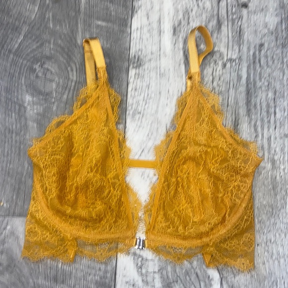 Free People Other - FP GOLD PLUNGE LACE BRA 32D Underwire Lightly Lined Mustard Saffron